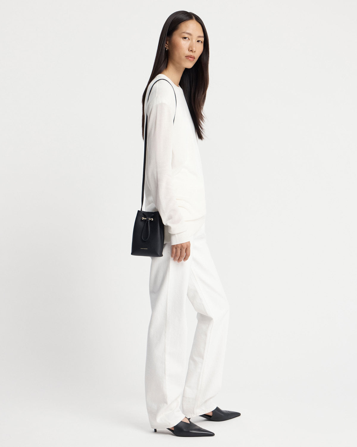 Osette Midi Pouch - Black