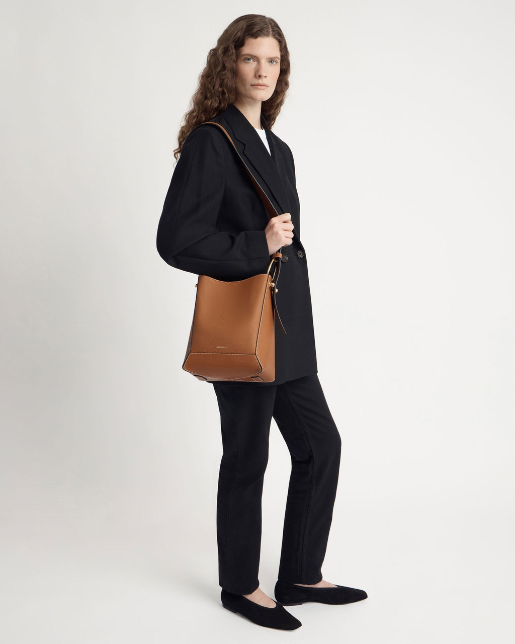 Lana Midi Bucket Bag - Tan with Vanilla Stitch