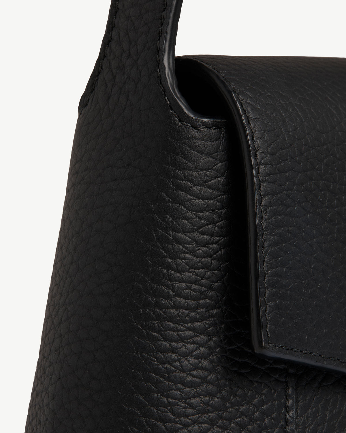 Mosaic Shoulder - Black