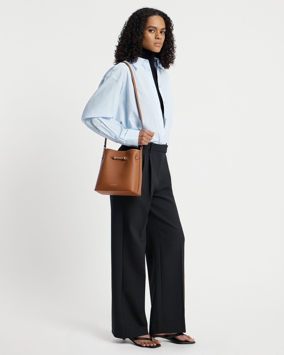 Corda Bucket - Chestnut