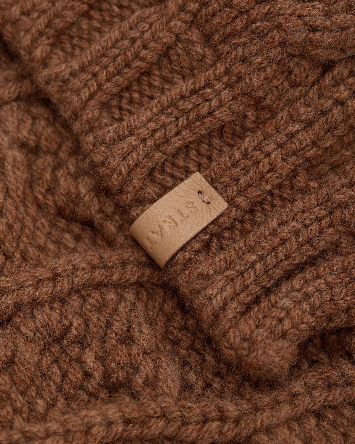 Cable Knit Scarf - Hazelnut