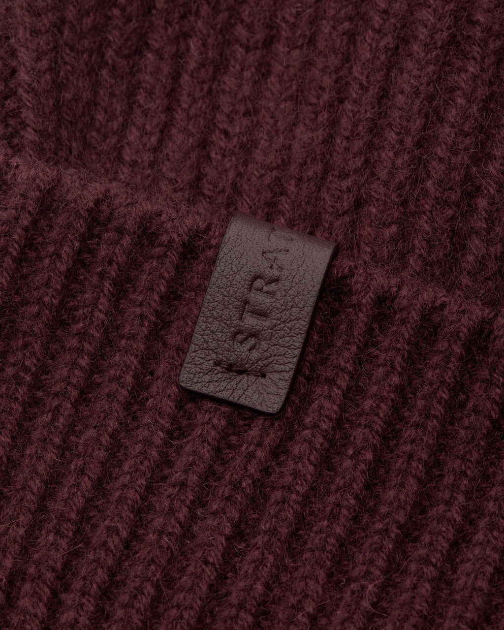 Westray Ribbed Cashmere Beanie - Burgundy