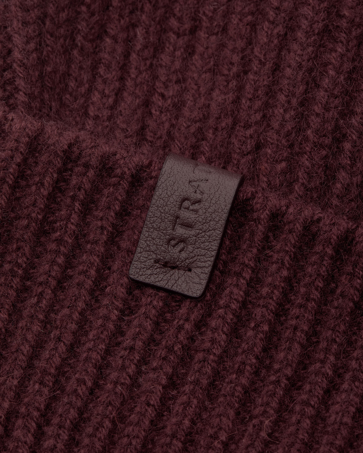 Westray Ribbed Cashmere Beanie - Burgundy
