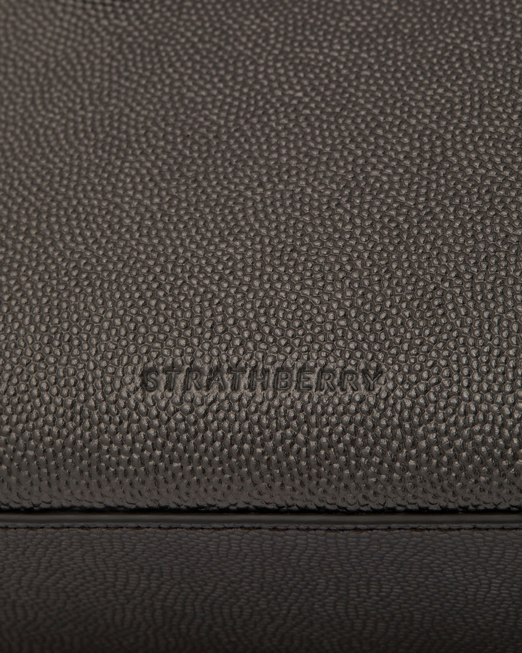 Nano Tote - Metallic Anthracite Caviar