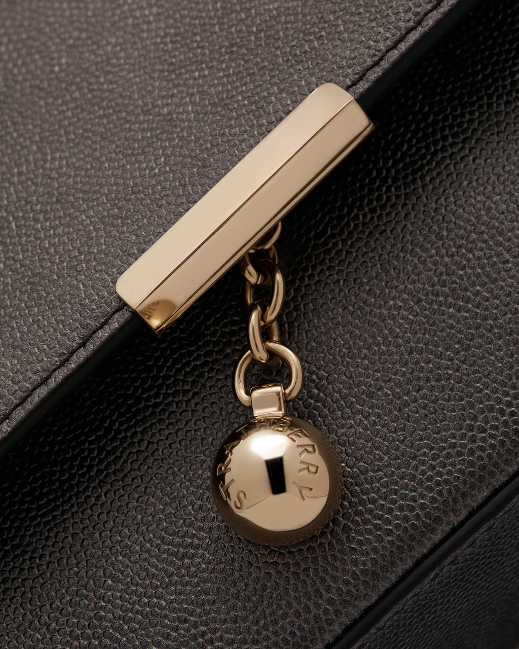 Nocturn Clutch - Metallic Anthracite Caviar